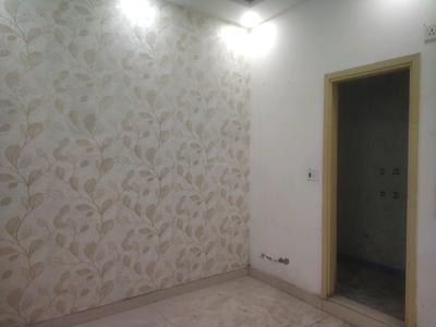 Bedroom Image of 1000 Sq.ft 3 BHK Builder Floor for sale in Govindpuri New Delhi for Rs. 5500000