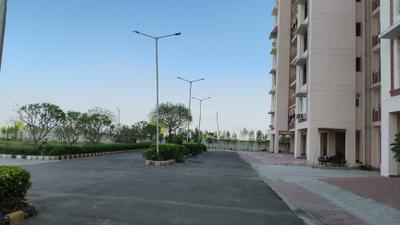 Image of 1215 Sq.ft 2 BHK Apartment / Flat for sale in Hindustan HFL Presidency Estate, RIICO Industrial Area, Bhiwadi for Rs. 5467000