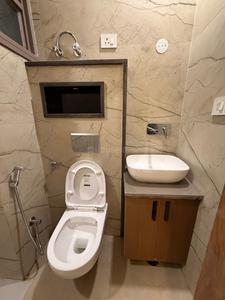 Bathroom Image of 600 Sq.ft 2 BHK Apartment / Flat for rent in Dwarka Mor New Delhi for Rs. 23000