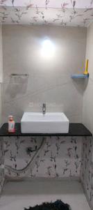 Bathroom Image of 700 Sq.ft 1 BHK Independent House for rent in Bada Bangarda Indore for Rs. 9000