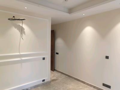 Bedroom Image of 2250 Sq.ft 4 BHK Builder Floor for sale in DLF Phase 2 Gurgaon for Rs. 40000000