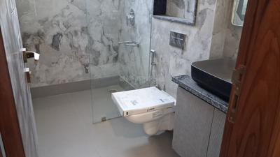 Image of 2400 Sq.ft 4 BHK Builder Floor for sale in Shakur Basti, New Delhi for Rs. 48000000
