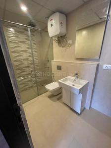 Bathroom Image of 1380 Sq.ft 2 BHK Apartment / Flat for rent in Supertech Supernova, Sector 94 Noida for Rs. 53999