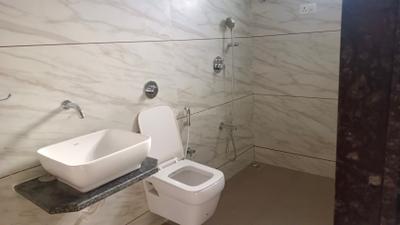 Image of 1900 Sq.ft 4 BHK Apartment / Flat for rent in Sama Savli, Vadodara for Rs. 55000