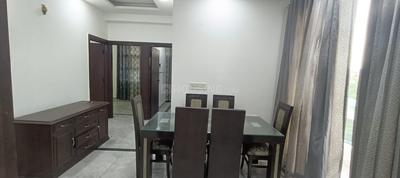 Resale Flats in Gagan Vihar, New Delhi 7+ Second hand Flats for