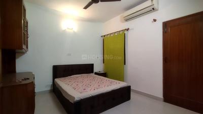 Bedroom Image of 1280 Sq.ft 2.5 BHK Apartment / Flat for sale in DDA SFS, Sarita Vihar New Delhi for Rs. 20100000