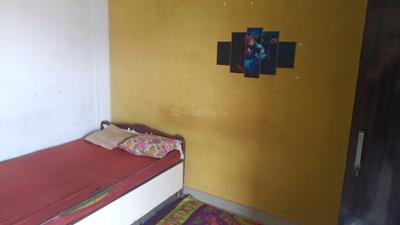 Bedroom Image of 1500 Sq.ft 2 BHK Builder Floor for rent in Dwarka Mor New Delhi for Rs. 14000