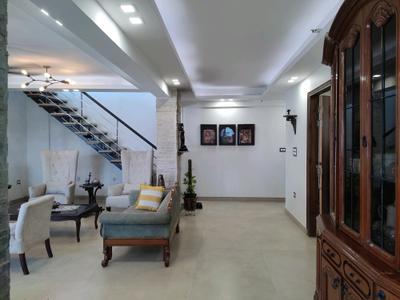 Living Room Image of 3600 Sq.ft 4 BHK Apartment / Flat for sale in Logix Blossom County, Sector 137 Noida for Rs. 32000000