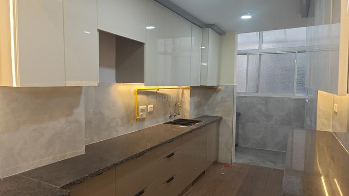 Amrapali Royal Main Image 1