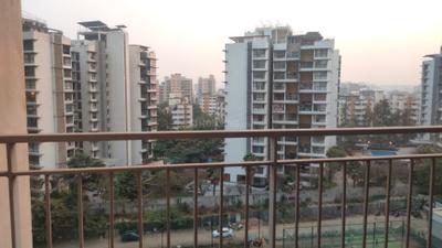Balcony Image of 1400 Sq.ft 2.5 BHK Apartment / Flat for sale in Amanora Neo Towers, Hadapsar Pune for Rs. 20200000