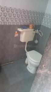 Bathroom Image of 510 Sq.ft 1 BHK Apartment / Flat for rent in Ghorpadi Pune for Rs. 14000