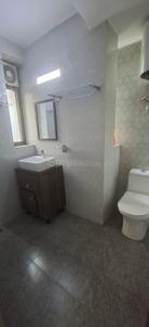 Image of 1300 Sq.ft 3 BHK Apartment / Flat for rent in Patparganj, New Delhi for Rs. 41000