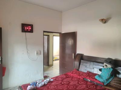 Bedroom Image of 2100 Sq.ft 5 BHK Builder Floor for sale in Sector 49 Faridabad for Rs. 8800000