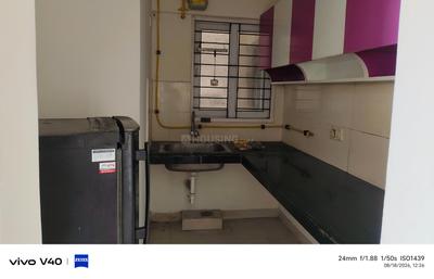 Kitchen Image of 710 Sq.ft 2 BHK Apartment / Flat for rent in Embassy Residency, Perumbakkam Chennai for Rs. 23000