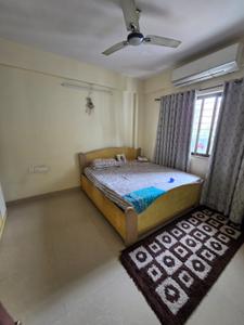 Bedroom Image of 750 Sq.ft 2 BHK Apartment / Flat for rent in Raheja Reflections, Kandivali East Mumbai for Rs. 59000