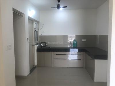 Kitchen Image of 1250 Sq.ft 3 BHK Apartment / Flat for rent in Alembic Veda II, Chhani Jakat Naka Vadodara for Rs. 32000