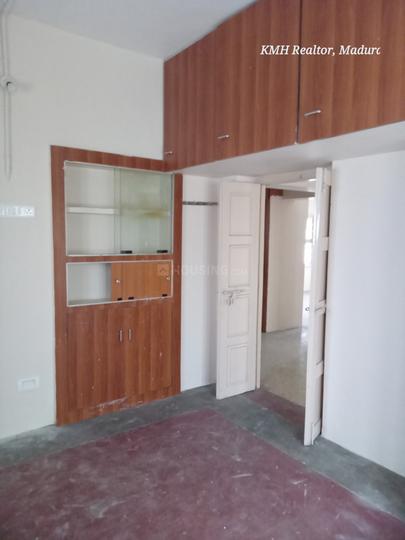 Roja Illam Bedroom 1