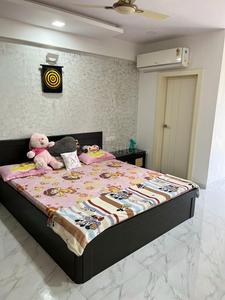 Bedroom Image of 2705 Sq.ft 4 BHK Apartment / Flat for rent in JP Iscon Habitat, Gotri Vadodara for Rs. 50000