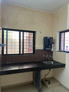 Kitchen Image of 560 Sq.ft 1 BHK Apartment / Flat for rent in Kharadi Pune for Rs. 17000