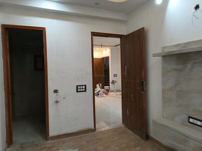 Bedroom Image of 1300 Sq.ft 3 BHK Apartment / Flat for sale in Lal Kuan Ghaziabad for Rs. 5965000