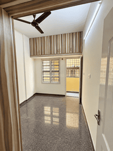 Bedroom Image of 600 Sq.ft 2 BHK Independent House for rent in Benson Town Bengaluru for Rs. 16500