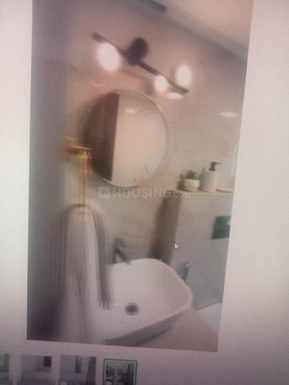 I M Applaud 38 Main Image 1