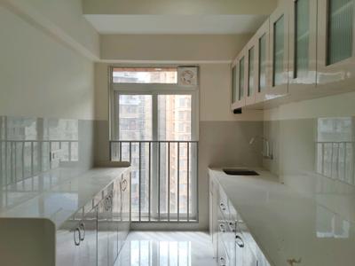 Kitchen Image of 600 Sq.ft 2 BHK Apartment / Flat for rent in Swastik Platinum, Vikhroli East Mumbai for Rs. 56000