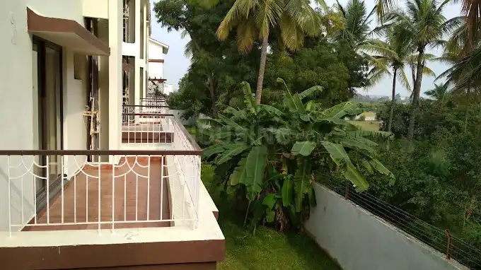 LGCL Beautiful World Main Image 1