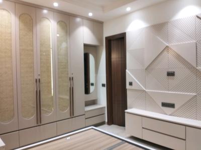 Bedroom Image of 1728 Sq.ft 3 BHK Builder Floor for sale in Vikaspuri New Delhi for Rs. 34000000
