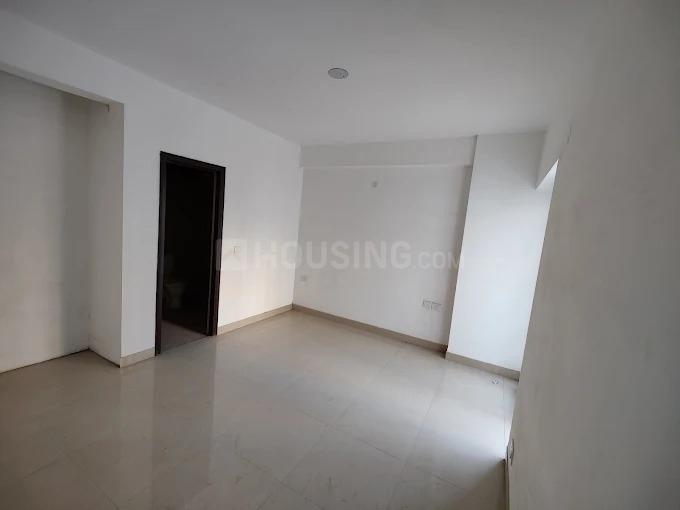 Gayatri Aura Main Image 1