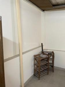 Balcony Image of 940 Sq.ft 2 BHK Builder Floor for rent in Karol Bagh New Delhi for Rs. 21004