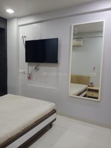 Bedroom Image of 440 Sq.ft 1 BHK Apartment / Flat for rent in Colaba Mumbai for Rs. 110000