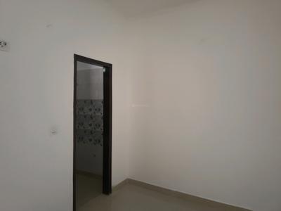 Bedroom Image of 750 Sq.ft 2 BHK Builder Floor for sale in DLF Ankur Vihar Ghaziabad for Rs. 2420003