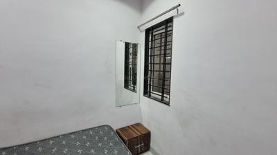 Bedroom Image of 600 Sq.ft 1 BHK Apartment / Flat for rent in Veena Nagar Indore for Rs. 18000