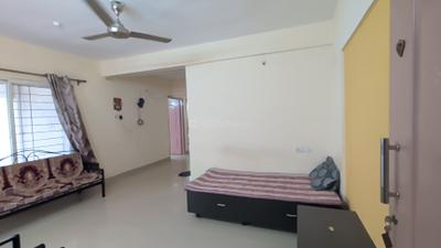 Living Room Image of 916 Sq.ft 2 BHK Apartment / Flat for rent in Ratan Prestige, Kharadi Pune for Rs. 33000