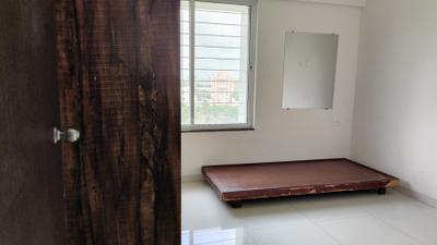 Bedroom Image of 1200 Sq.ft 3 BHK Apartment / Flat for rent in Mantra Essence, Undri Pune for Rs. 28000