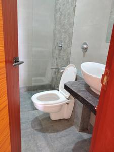 Common Bathroom Image of 1350 Sq.ft 2 BHK Apartment / Flat for sale in Balaji Heights, Kharghar Navi Mumbai for Rs. 15000000