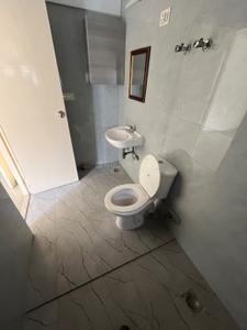 Bathroom Image of 1350 Sq.ft 3 BHK Apartment / Flat for rent in Jaypee Aman, Sector 151 Noida for Rs. 19700