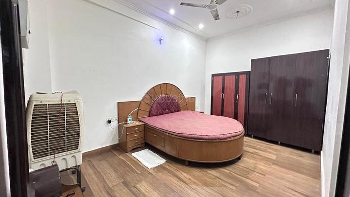 BLACK STONE REALTY Bedroom 1