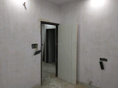 Bedroom Image of 1000 Sq.ft 3 BHK Apartment / Flat for sale in Sector 4 Rohini New Delhi for Rs. 5500000