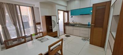 Kitchen Image of 1250 Sq.ft 2 BHK Apartment / Flat for rent in Shree Narayan Exotica, Memnagar Ahmedabad for Rs. 29000