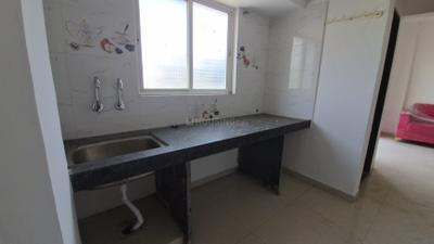 Kitchen Image of 550 Sq.ft 1 BHK Independent House for rent in Kharadi Pune for Rs. 25000