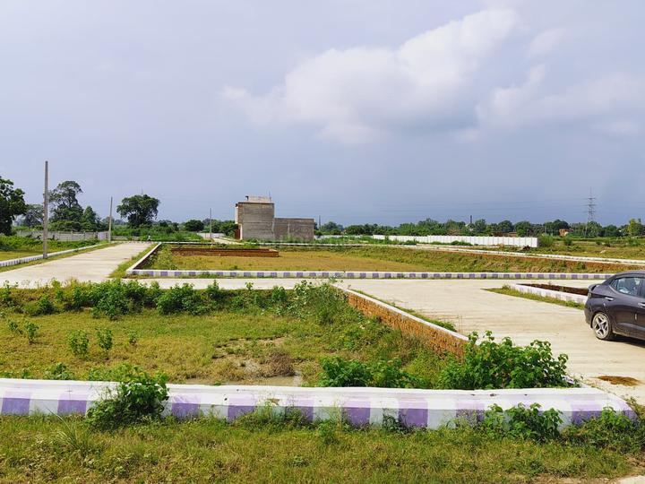 Green square Banthra Thana Awrava Kanpur Road Lucknow Main Image 1