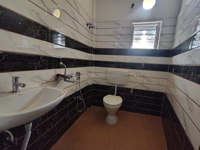 Bathroom Image of 950 Sq.ft 2 BHK Apartment / Flat for sale in Kasba Kolkata for Rs. 5500000