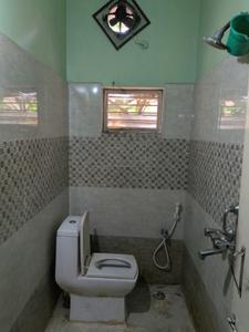Common Bathroom Image of 1900 Sq.ft 3 BHK Builder Floor for rent in Old Bowenpally Secunderabad for Rs. 18000