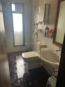 Bathroom Image of 1065 Sq.ft 2 BHK Apartment / Flat for sale in Lokhandwala Galaxy, Jacob Circle Mumbai for Rs. 35000000