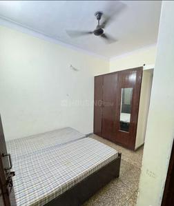Bedroom Image of 1000 Sq.ft 2 BHK Builder Floor for rent in Ramesh Nagar New Delhi for Rs. 28000