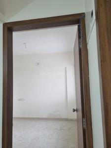 Bedroom Image of 1050 Sq.ft 2 BHK Apartment / Flat for rent in Nagpal Marigold, Hadapsar Pune for Rs. 19000