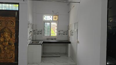 Kitchen Image of 1000 Sq.ft 2 BHK Builder Floor for rent in Kalyanpur (West) Lucknow for Rs. 15000