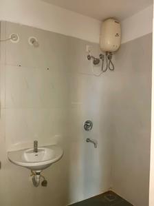 Common Bathroom Image of 777 Sq.ft 2 BHK Apartment / Flat for sale in Lodha Casa Rio, Palava Phase 1 Thane for Rs. 4200000